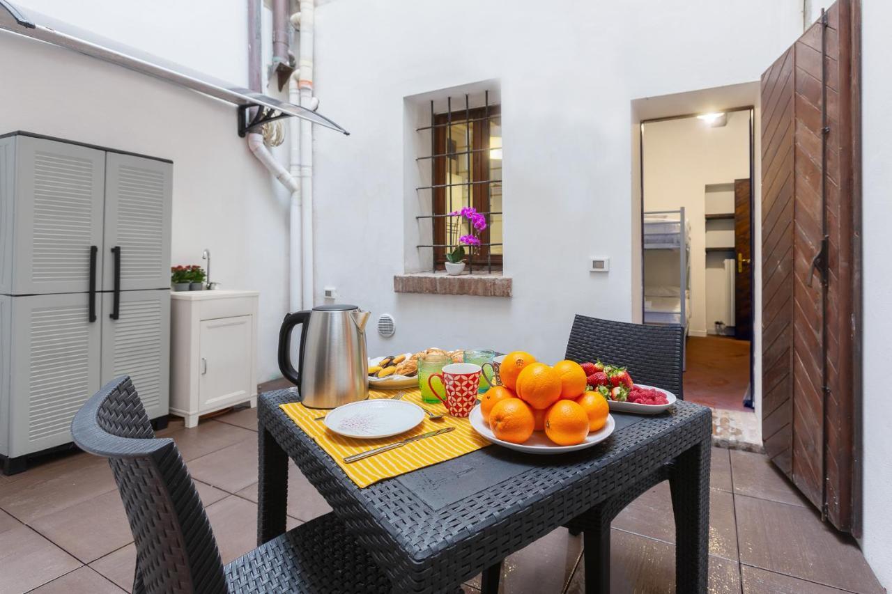 Center Ztl Lovely Apartment Ferrara Exterior photo