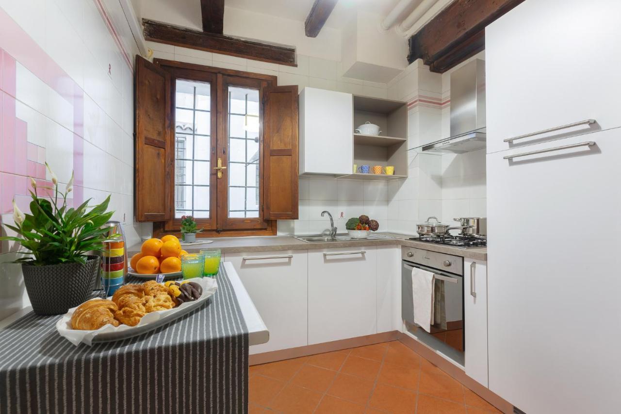 Center Ztl Lovely Apartment Ferrara Exterior photo